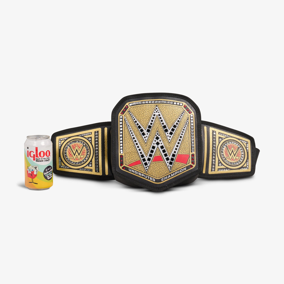 undisputed-wwe-championship-fanny-pack-l8 00027856-P.jpg