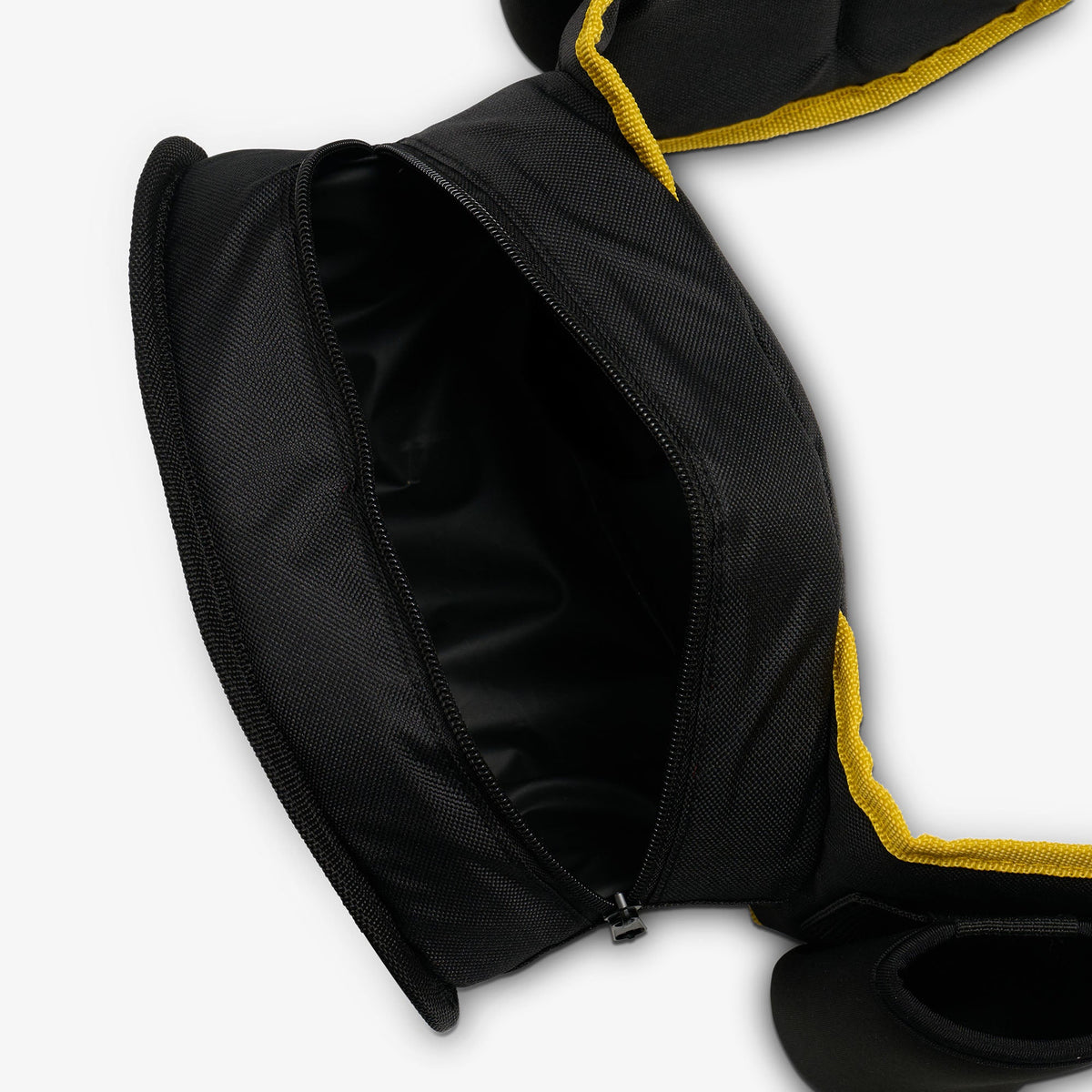 dc-super-heroes-batmantm-belt-fanny-pack-cooler-q3 00027936-O2.jpg