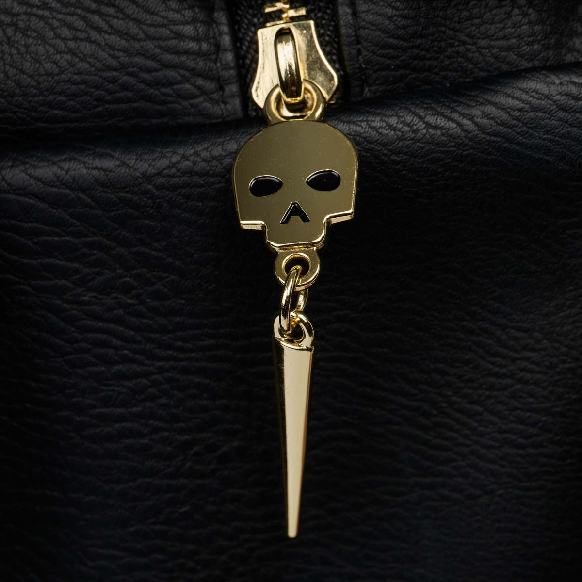 liquid-death-coffin-crossbody-cooler-bag-x8 00028055-Z.jpg