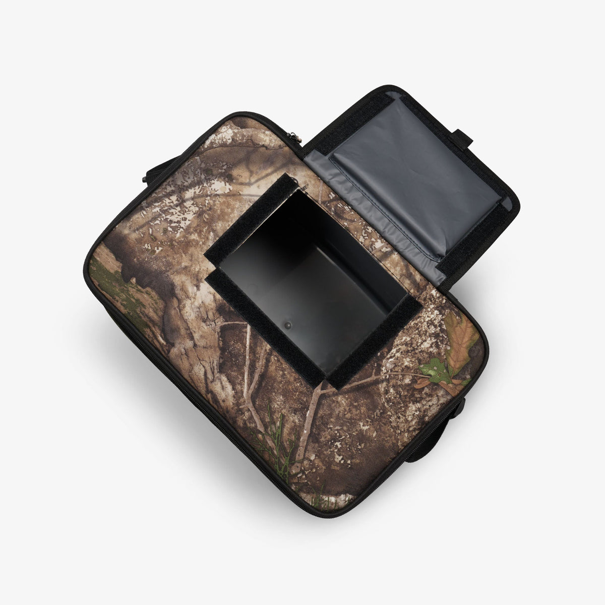realtree-apx-hlc-28-can-bag-r2 00064354-O3-2025.jpg
