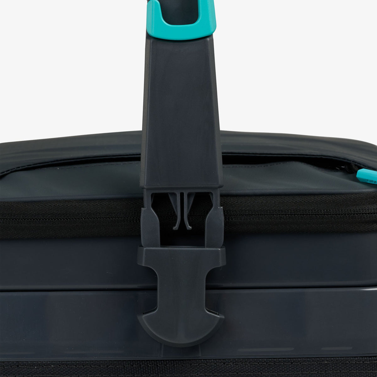 rival-18-can-hybrid-cooler-b8 00064361-HK1.jpg