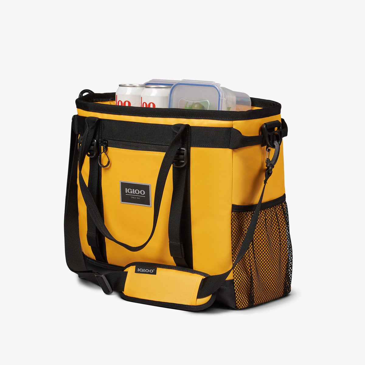 pursuit-30-can-tote-c3 00065993_3.jpg