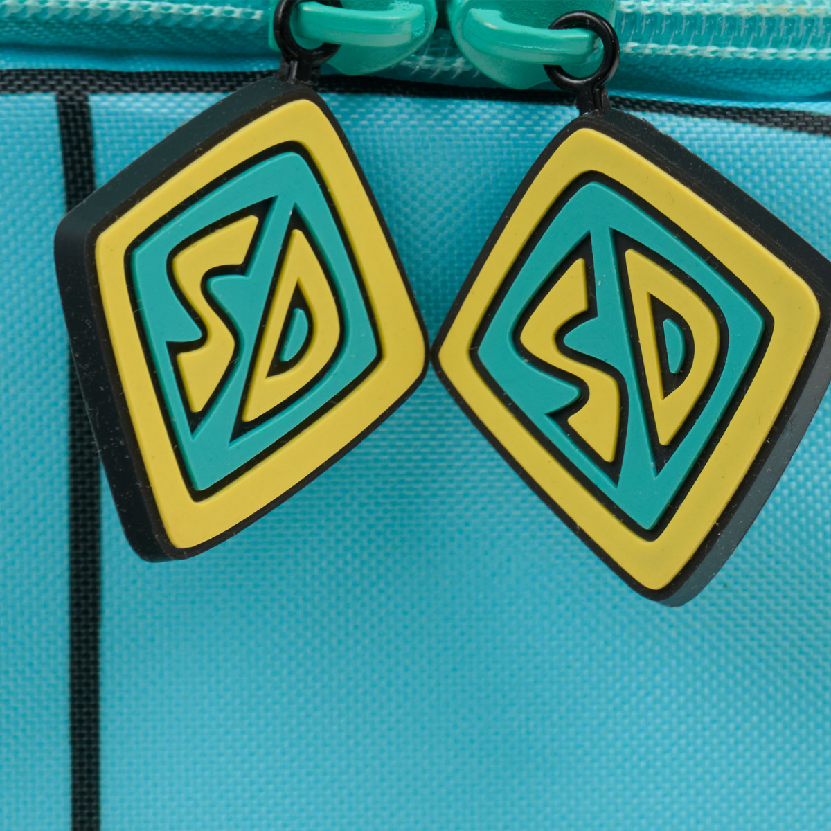 scooby-doo-mystery-machinetm-cooler-bag-i0 download.png